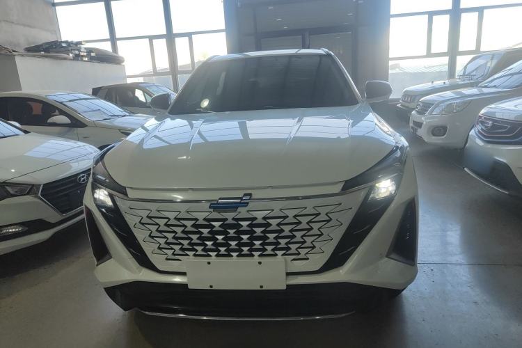 Used Oshan Z6 2022 Blue Whale 1.5T DCT Smart Edition Urban Version
