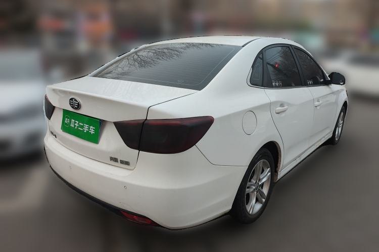 Used Bestune B30 2016 1.6L manual luxury version
