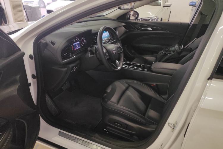 Used Buick Regal 2024 25T Deluxe Edition
