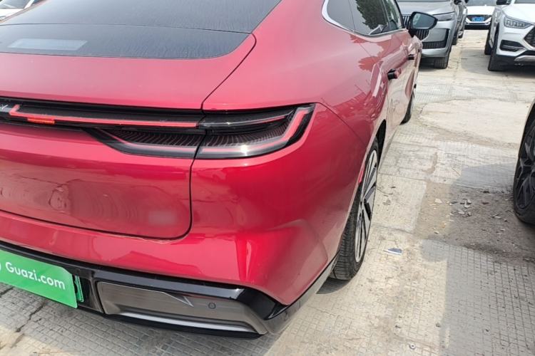 Used Geely Galaxy E8 2024 665 km Range Rear-Drive Starship Long-Range Version Right Rear Taillight