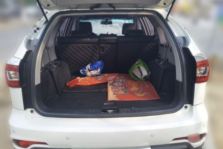 Used BYD S7 2015 2.0T Automatic Prestige Model Trunk