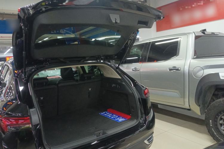 Used Buick Envision 2022 Encore S 552T Two-Wheel-Drive Luxury Model