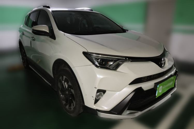 Used Toyota RAV4 2018 2.5L Automatic 4x4 Elite i Edition
