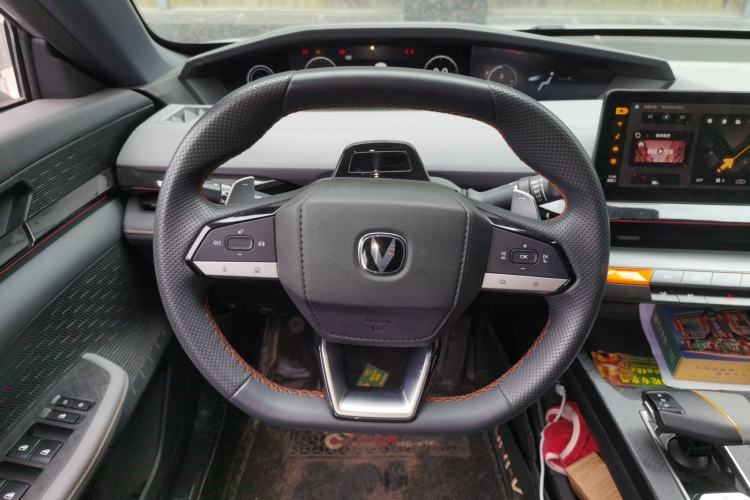 Used CHANGAN UNI-V 2022 1.5T Prestige Version Steering Wheel
