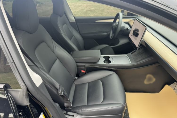 Used Tesla Model Y 2022 Rear-Wheel-Drive Version