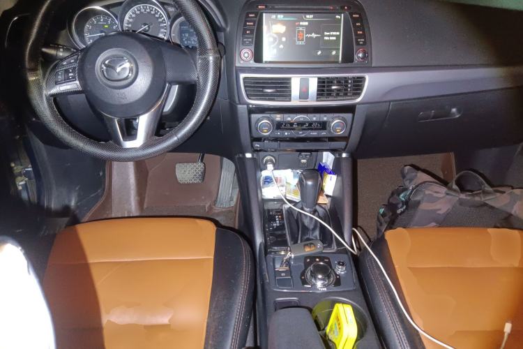 Used Mazda CX-5 2015 2.0L Automatic Two-Wheel Drive Urban Version
