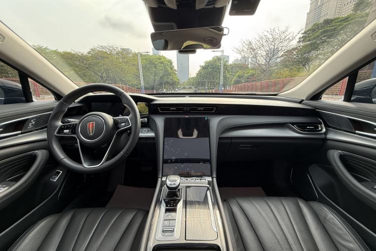 Used Hongqi H5 2023 2.0T Automatic Smart Connect Flagship Edition Interior 1