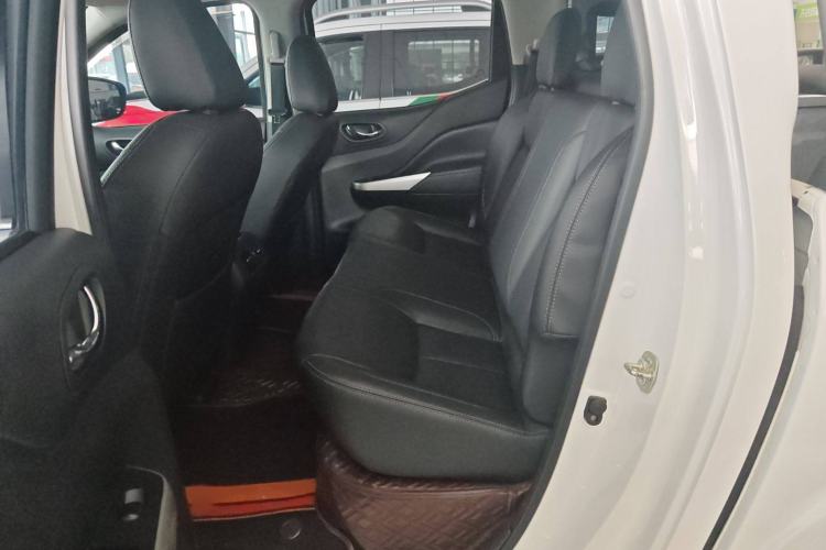 Used Nissan Navara 2023 2.5L Automatic 4x4 Prestige Edition
