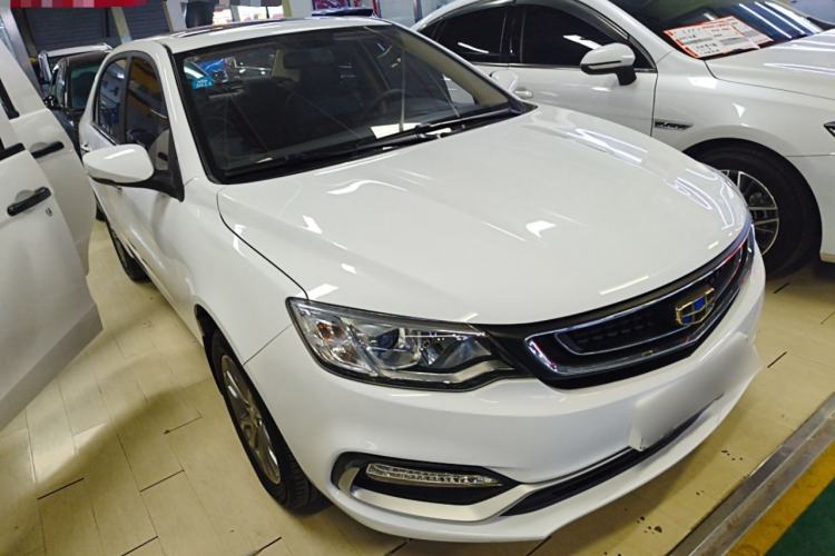 Used Geely Auto Vision 2019 Upgraded Model 1.5L CVT Luxury Version China VI Standard
