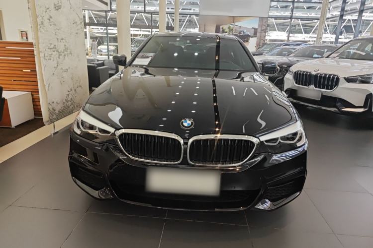 Used BMW 5 Series 2019 525Li M Sport Package Front
