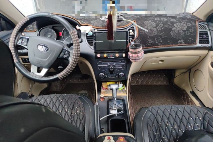 Used Bestune B50 2013 1.6L automatic luxury version
