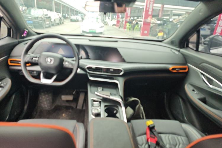 Used CHANGAN UNI-T 2022 1.5T Sport Edition Premium Version Center Console