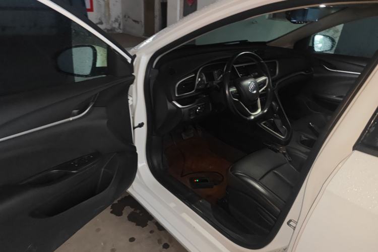 Used Buick GT 2019 18T Automatic Connected Elite Model China VI Standard Driver Seat