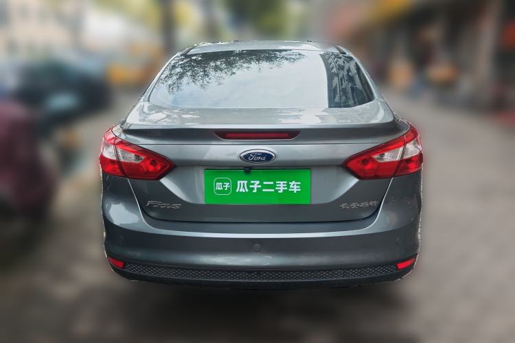 Used Ford Focus 2012 Sedan 1.6L Automatic Fashion Edition