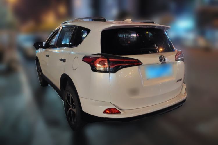 Used Toyota RAV4 2016 2.0L CVT Two-Wheel Drive Fashion Edition China V Standard Rear Left 45 Deg