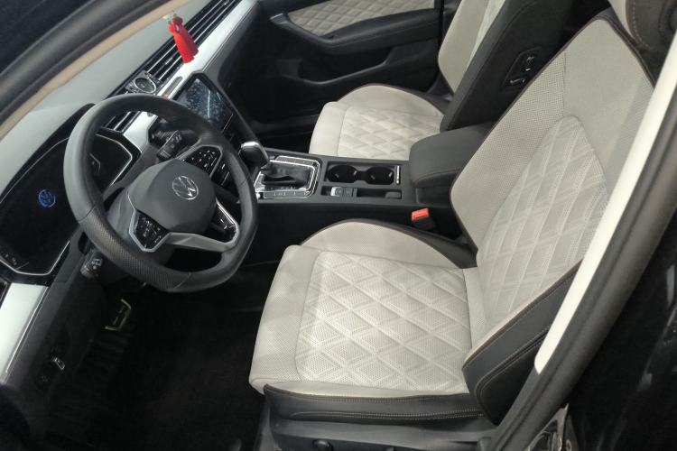 Used Volkswagen Magotan 2023 2 Million Units Commemorative Edition 330TSI DSG Luxury Version
