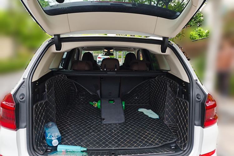 Used BMW X3 2020 xDrive30i Luxury Model with M Sport Package Trunk