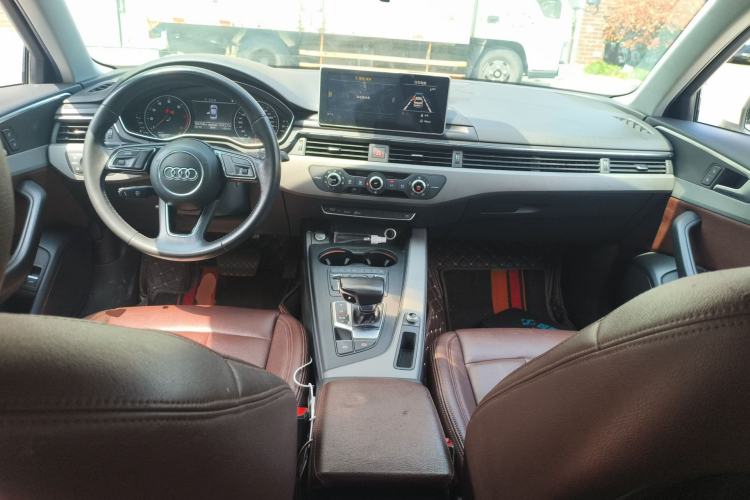 Used Audi A4L 2017 Plus 40 TFSI Ambition Model
