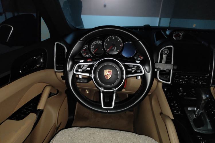 Used Porsche Cayenne 2016 3.0T parallel import