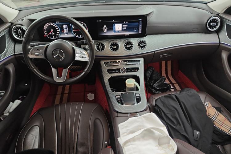Used Mercedes-Benz CLS 2020 CLS 300 Sport Edition Center Console