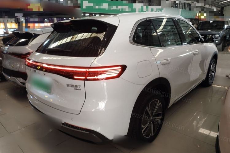 Used Geely Galaxy Galaxy Xingjian 7 EM-i 2025 120km Exploration+ Version
