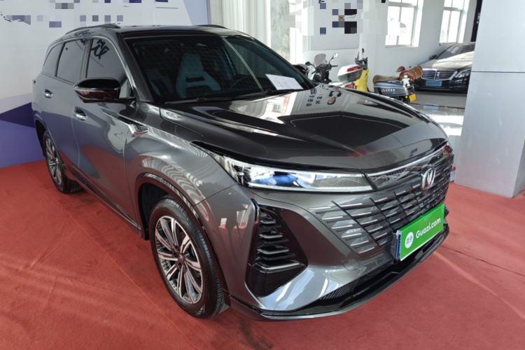 Used Changan CS75 PLUS 2024 3rd Generation Champion Edition 1.5T Intelligent Drive Dynamic Model
