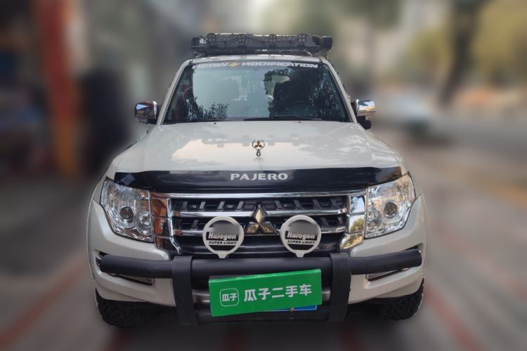 Used Mitsubishi Pajero 