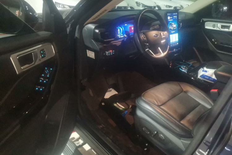 Used Ford Explorer 2020 EcoBoost 285 4x4 Titanium Edition 7-Seater
