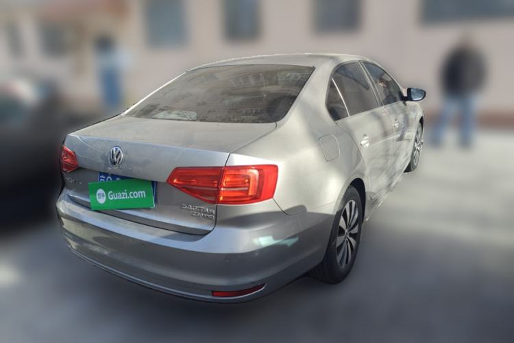 Used Volkswagen Sagitar 2015 230TSI Automatic Luxury Model
