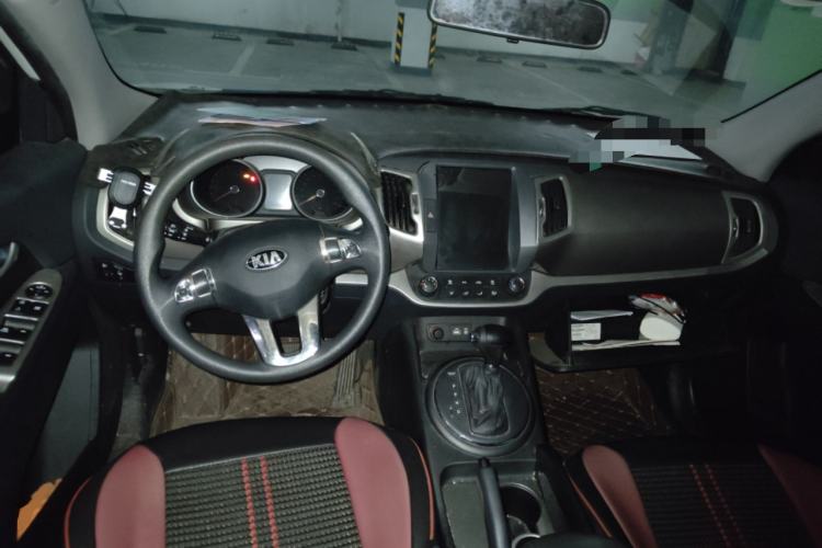 Used Kia Sportage R 2016 2.0L Automatic Two-Wheel Drive GL Center Console