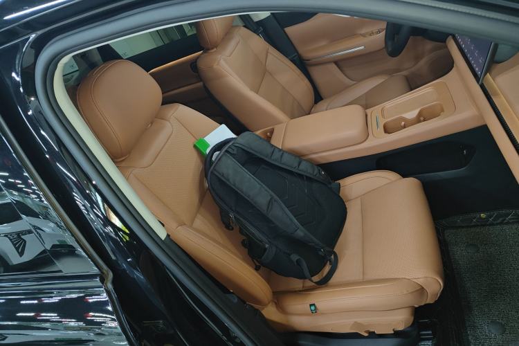 Used Leapmotor C16 2024 Pure Electric 520 Deluxe Edition Right Front Seat