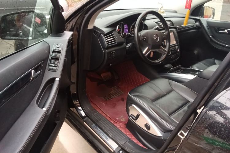 Used Mercedes-Benz R-Class 2017 R 320 4MATIC Business Edition Prestige Model