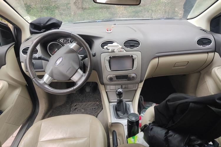 Used Ford Focus 2013 Sedan Classic 1.8L Manual Fashion Edition