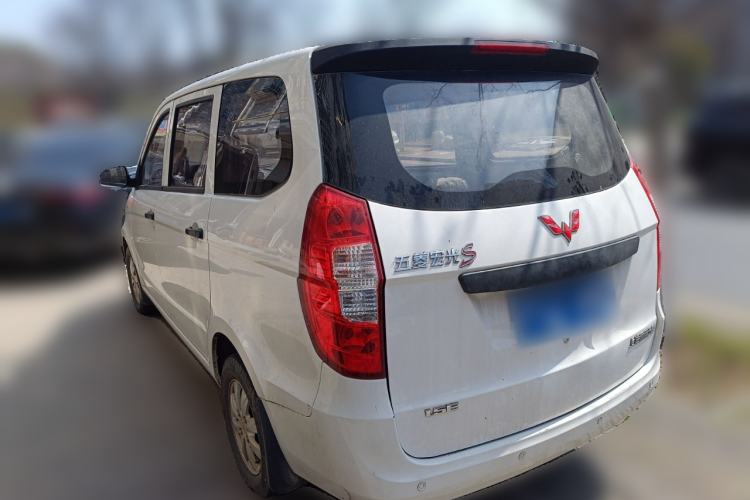 Used Wuling Hongguang 2015 1.5L S Base Model China IV
