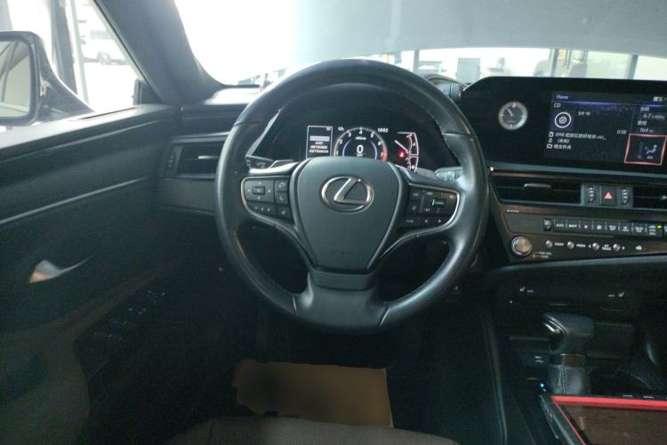 Used Lexus ES 2021 200 Excellence Edition
