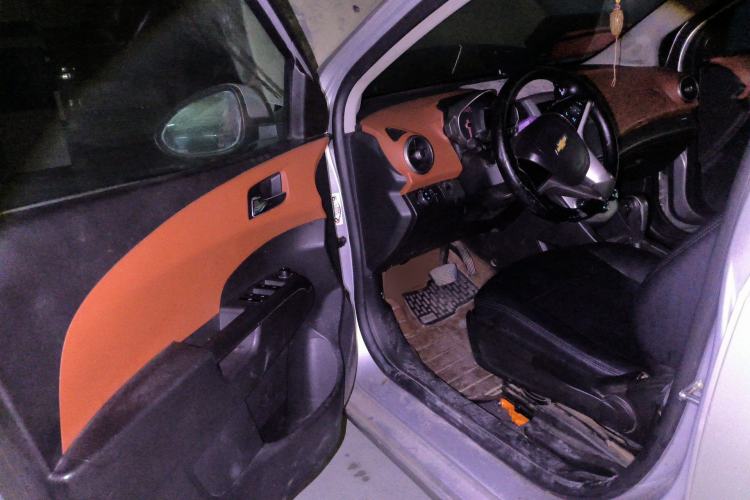 Used Chevrolet Aveo Sonic 2011 Sedan 1.4L Automatic SE