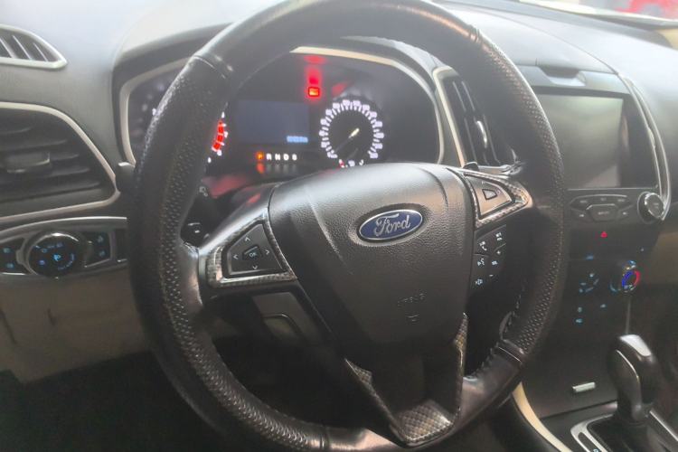 Used Ford Edge 2015 2.0T GTDi Two-Wheel-Drive Elite Edition
