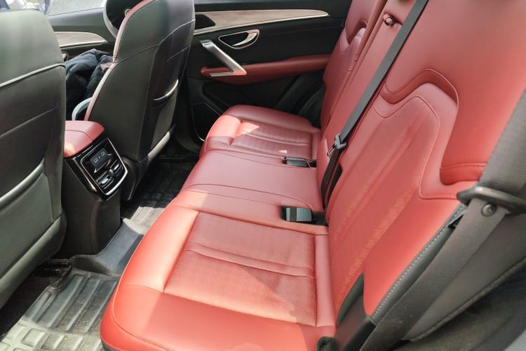 Used JETOUR X70 PRO 2023 1.5T DCT Comfort Edition 5 Seats