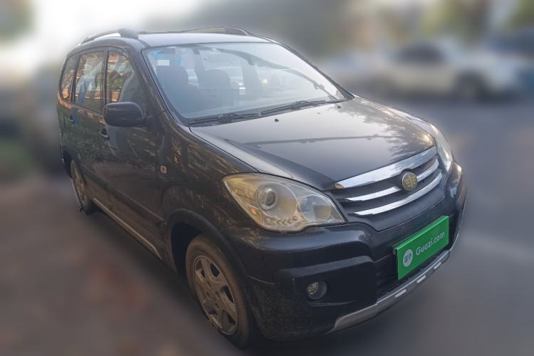 Used FAW Senya S80 2011 1.5L Manual 5-Seater Urban Elite Edition Front Right 45 Deg