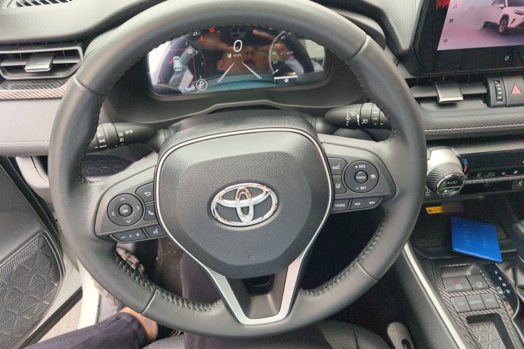 Used Toyota RAV4 2024 2.0L CVT Two-Wheel Drive Fashion Plus Edition
