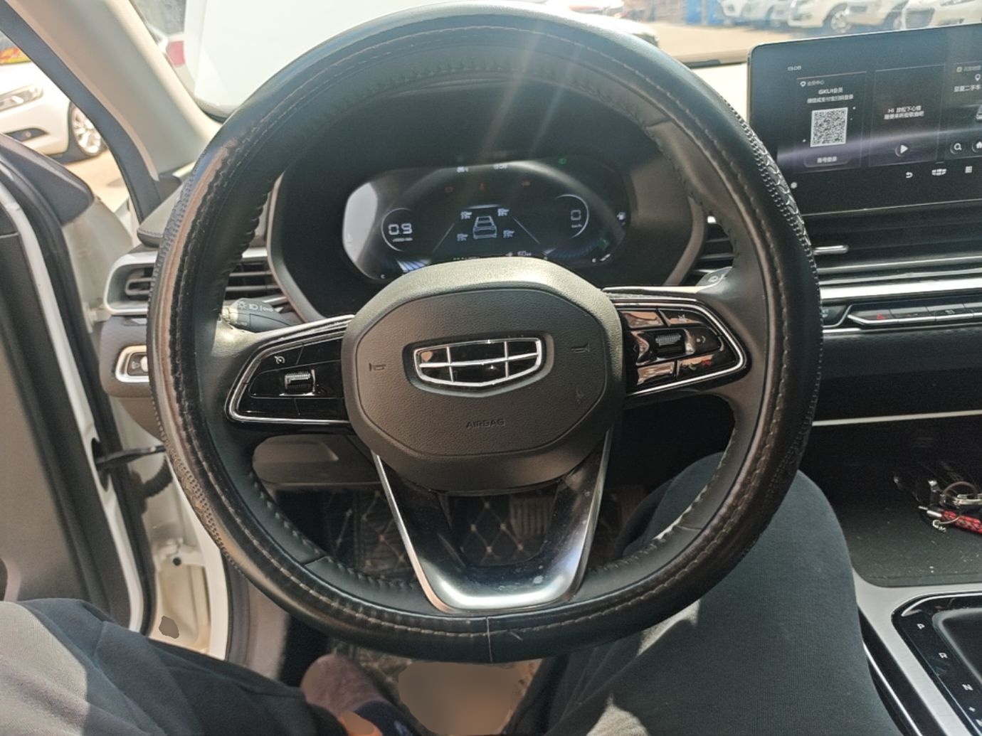 Geely Auto Emgrand 2022 4th Generation 1.5L CVT Luxury Model - Premium — снимка 13