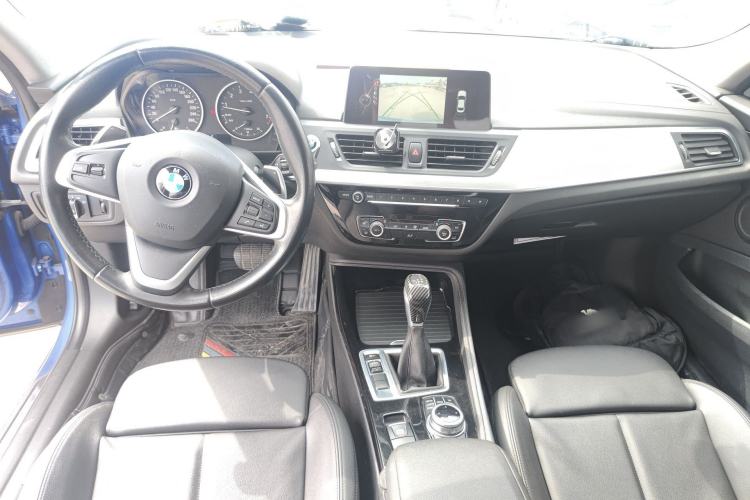 Used BMW 1 Series 2017 120i Design Package Model Center Console