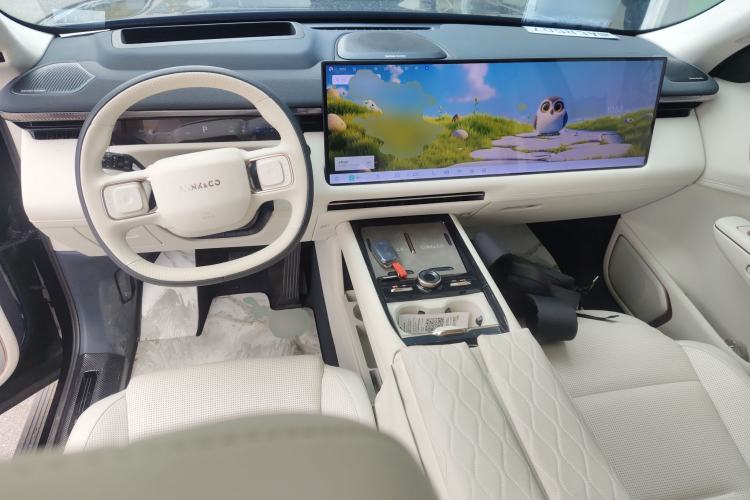 Used Lynk & Co 900 2025 2.0T Ultra
