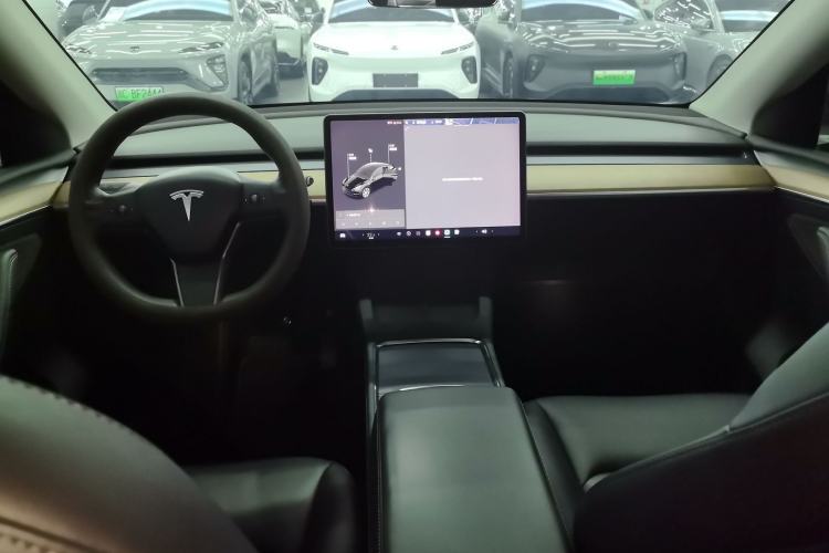 Used Tesla Model Y 2021 Long-Range All-Wheel-Drive Version