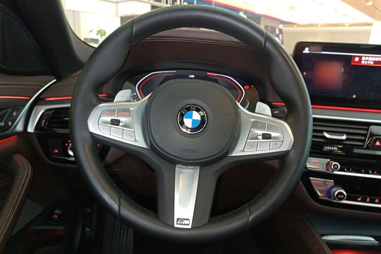Used BMW 5 Series 2022 530Li Leading Model M Sport Package Steering Wheel