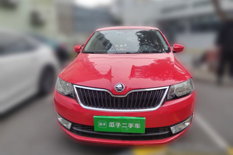 Used Skoda Rapid Spaceback 2014 1.6L Automatic Enjoyment Edition
