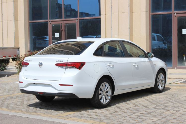 Used Buick GT 2018 15T Manual Elite Version China V Standard
