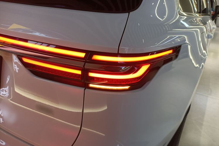 Used Li Auto ONE 2021 Extended-Range 6-Seater Version Right Rear Taillight