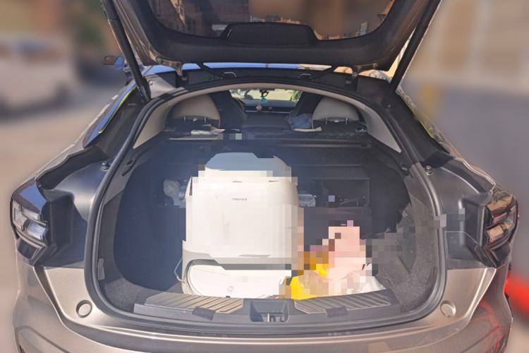 Used Lynk & Co 05 2020 2.0TD Two-Wheel Drive Shine Halo