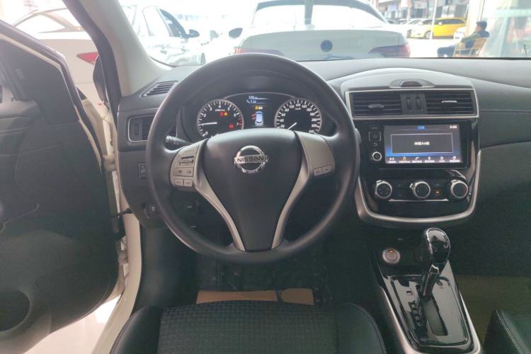 Used Nissan Tiida 2019 1.6L CVT Smart Drive Version China VI Standard Steering Wheel
